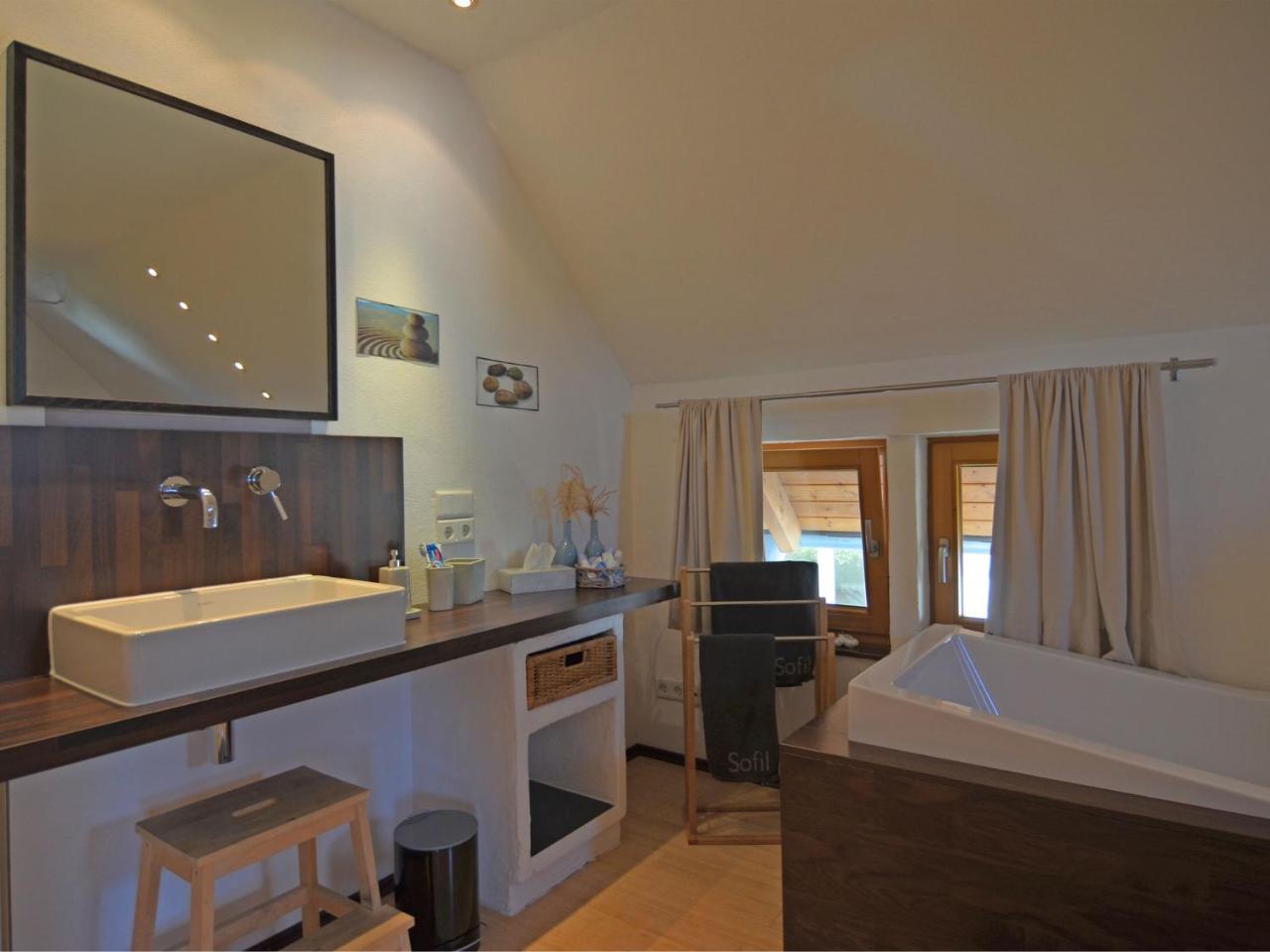 Apartment In Eslohe With Terrace מראה חיצוני תמונה