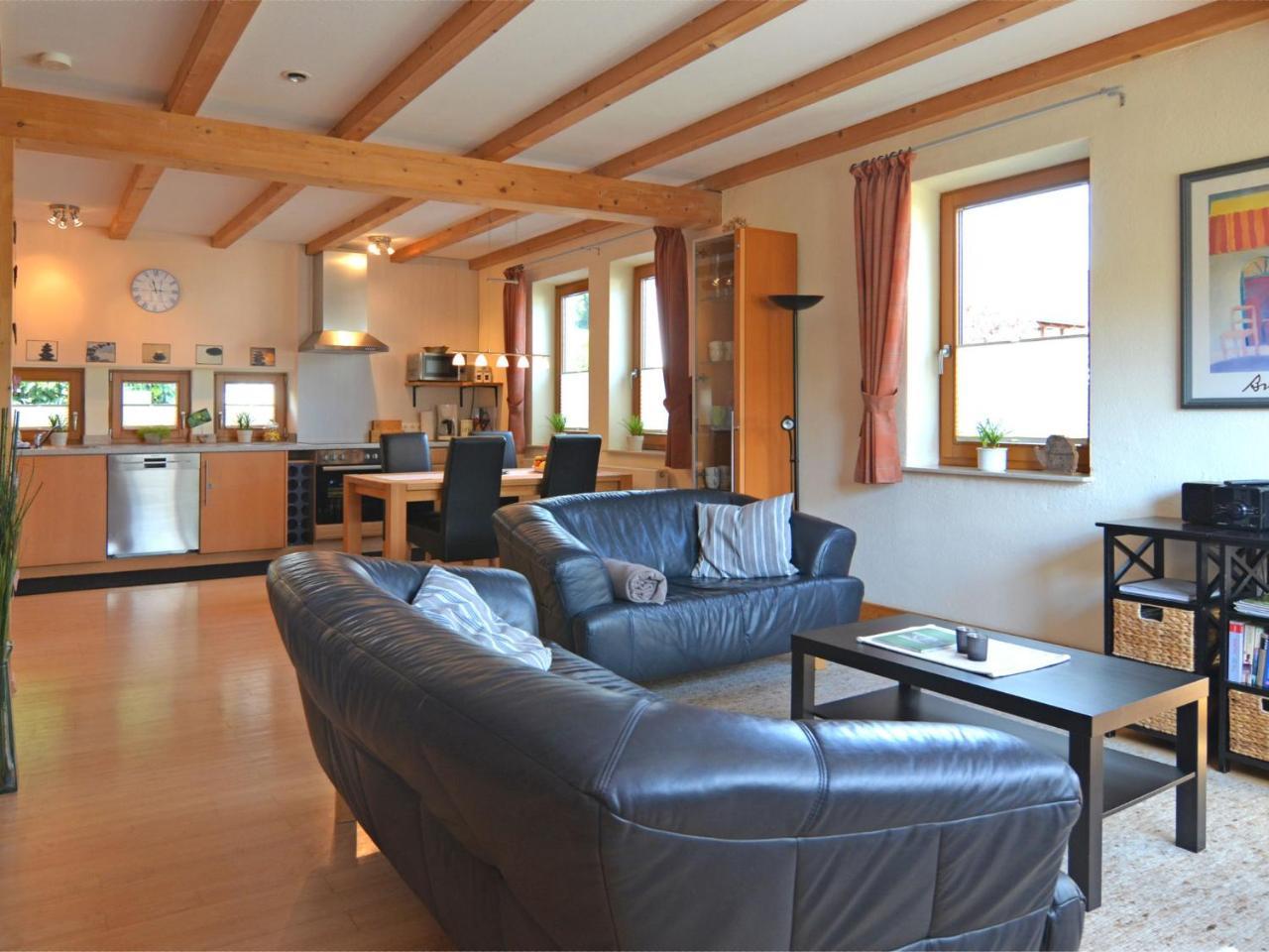 Apartment In Eslohe With Terrace מראה חיצוני תמונה