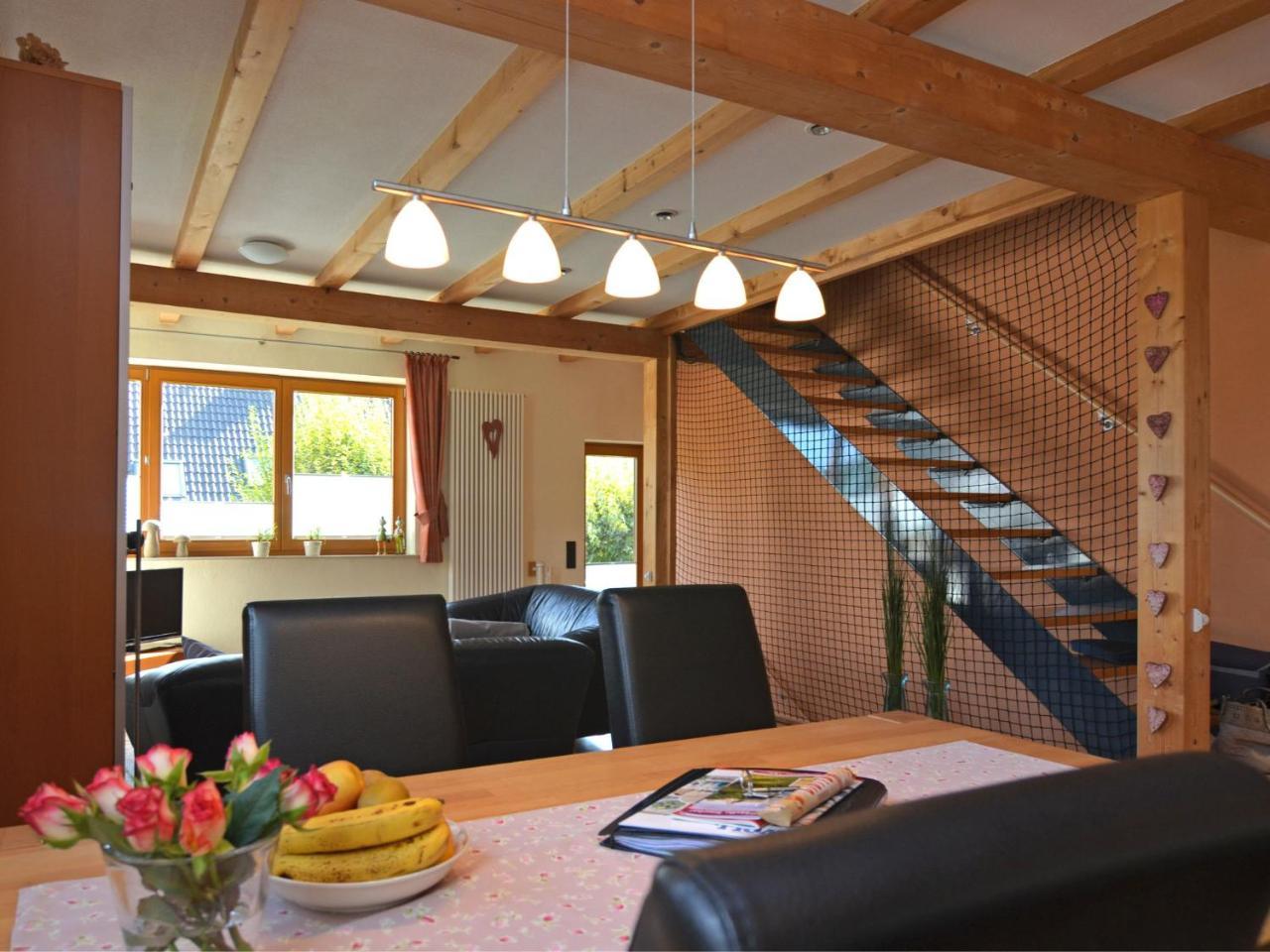 Apartment In Eslohe With Terrace מראה חיצוני תמונה